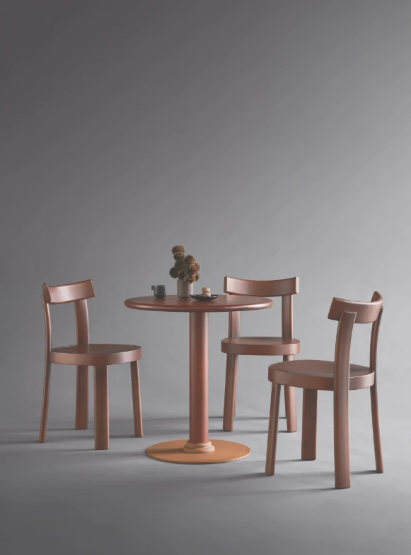 Cadeiras à mesa — Conjunto para marketplace · estudo